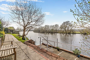 Photo 15- click for photo gallery